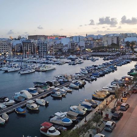2 Bedroom, Bright & Central Top Floor Apartment - 5 Msida Eksteriør bilde