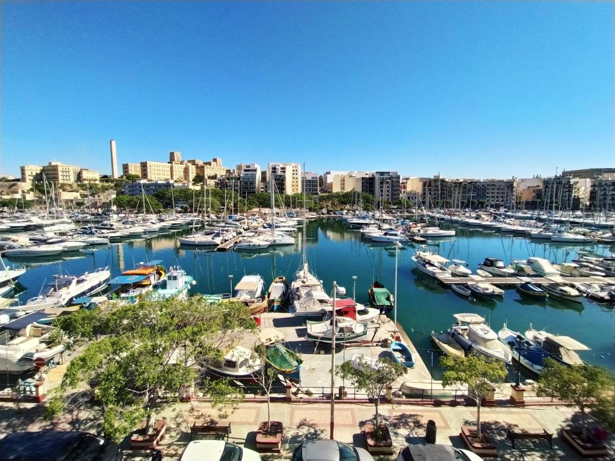 2 Bedroom, Bright & Central Top Floor Apartment - 5 Msida Eksteriør bilde