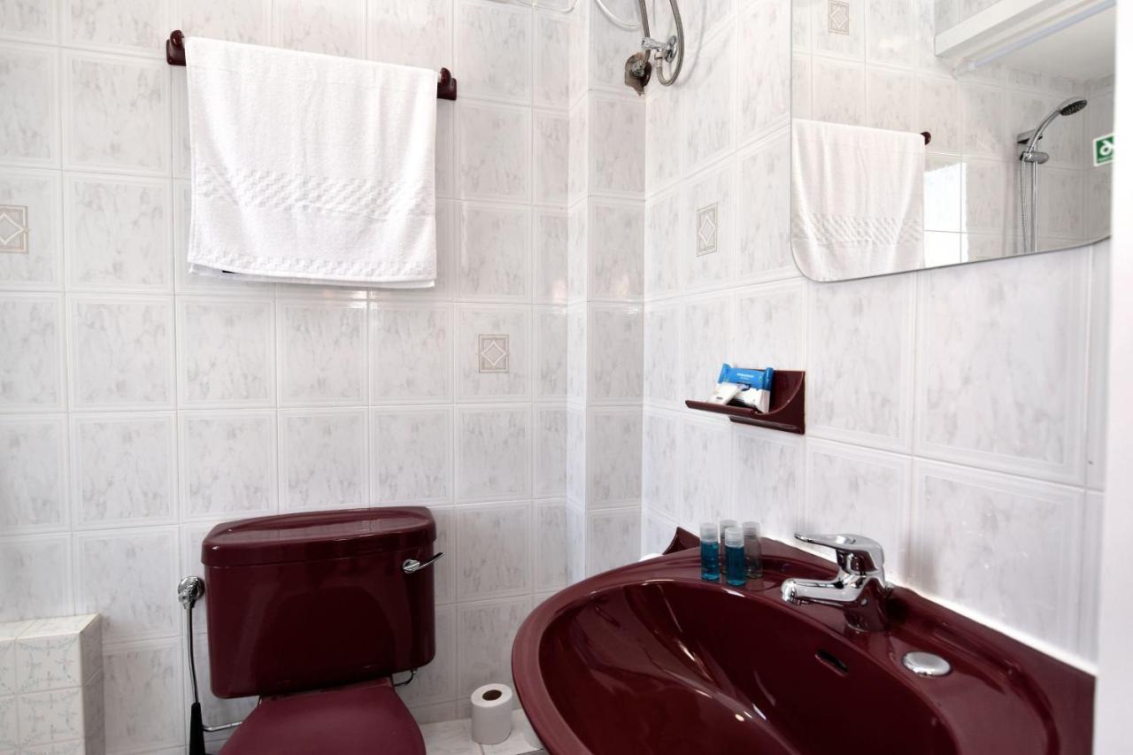 2 Bedroom, Bright & Central Top Floor Apartment - 5 Msida Eksteriør bilde