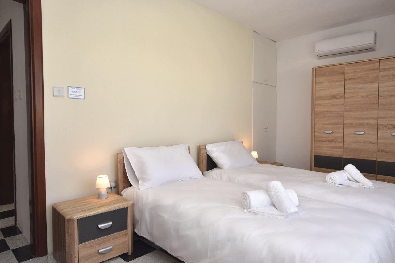 2 Bedroom, Bright & Central Top Floor Apartment - 5 Msida Eksteriør bilde