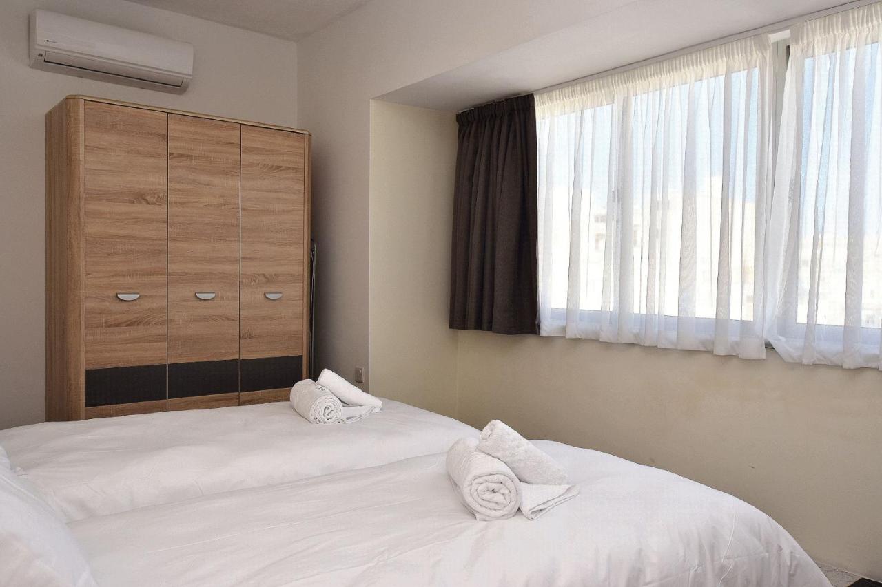 2 Bedroom, Bright & Central Top Floor Apartment - 5 Msida Eksteriør bilde
